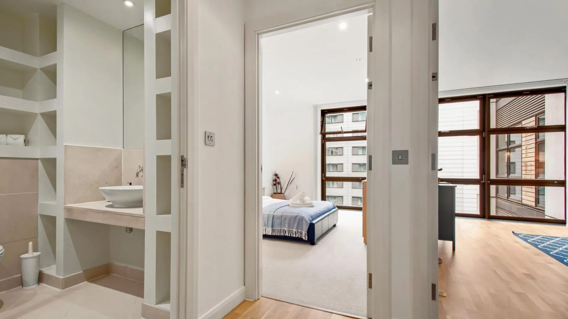 Mysquare South Quay One Bedroom Apartments Canary Wharf Londen