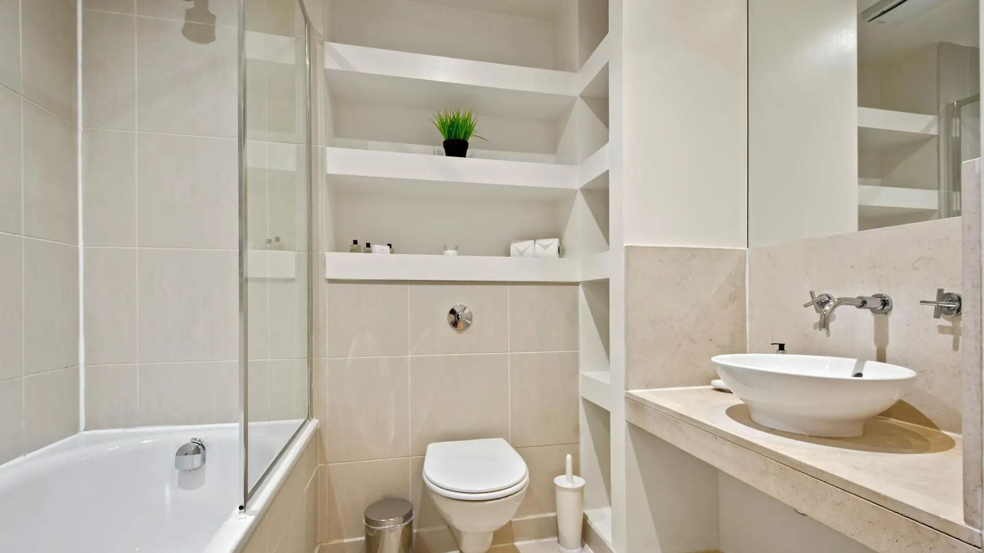 Mysquare South Quay One Bedroom Apartments Canary Wharf London